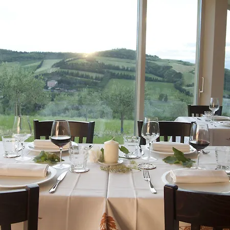 فندق Borgo Conde Wine فورلي