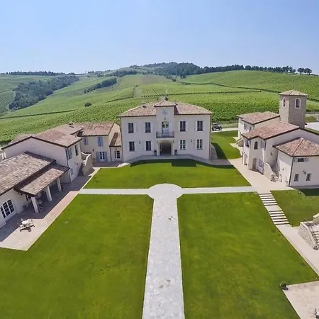 فندق Borgo Conde Wine فورلي