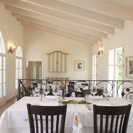 Borgo Conde Wine