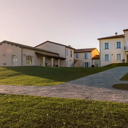 Borgo Conde Wine Отель Форли