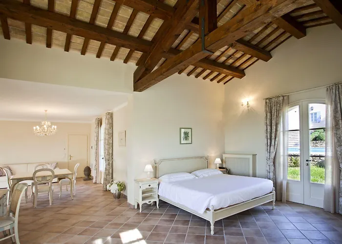 Borgo Conde Wine 4*