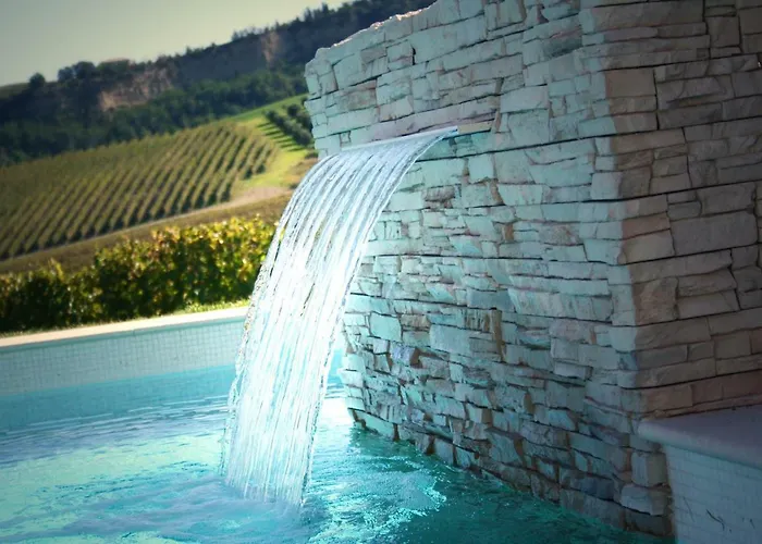 Borgo Conde Wine 4* Forlì